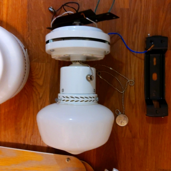 Ceiling Fan - Picture 6 of 8